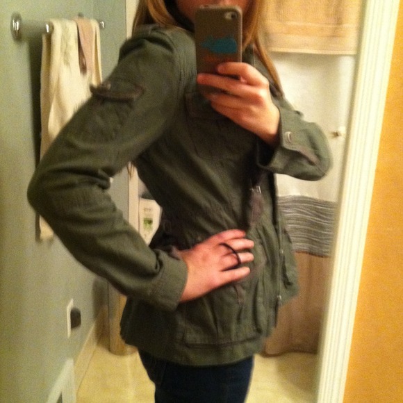 REDUCED! Olive Military Jacket w/ studs-NWT - Picture 4 of 4