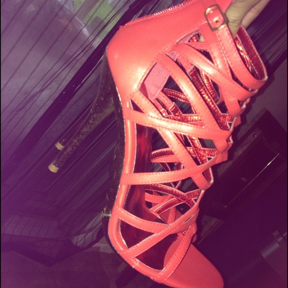 💋✨Very cute heels 😍