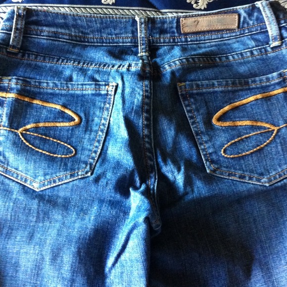 ⛔Sold⛔Seven 7 Jeans Size 27