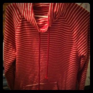 Very cute sweater sweat shirt