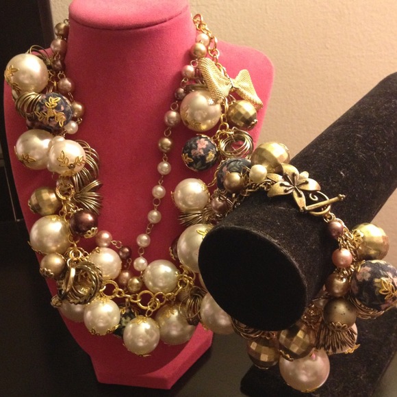 Necklace and bracelet