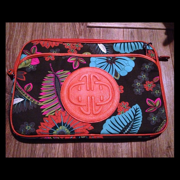 Kate Landry laptop sleeve