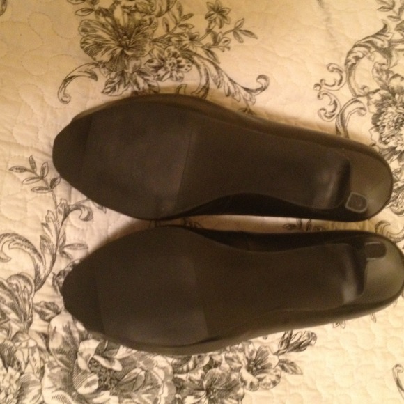 🚫SOLD🚫Nine & Co black open toe heels - Picture 4 of 4