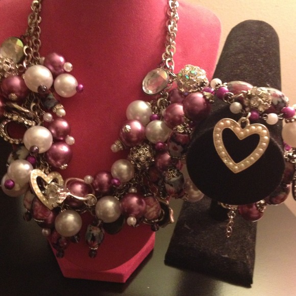 Necklace And bracelet