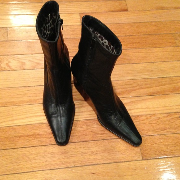 Aquatalia weather proof boot