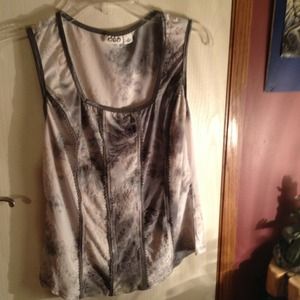 Sleeveless top