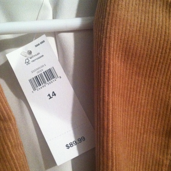Blazer - Picture 2 of 3