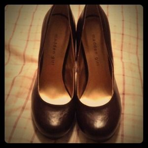 NWOT Madden Girl Pumps