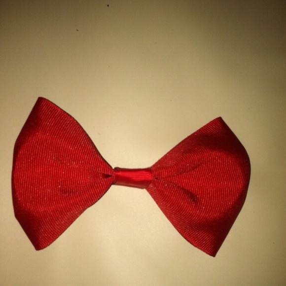 Red cute bow