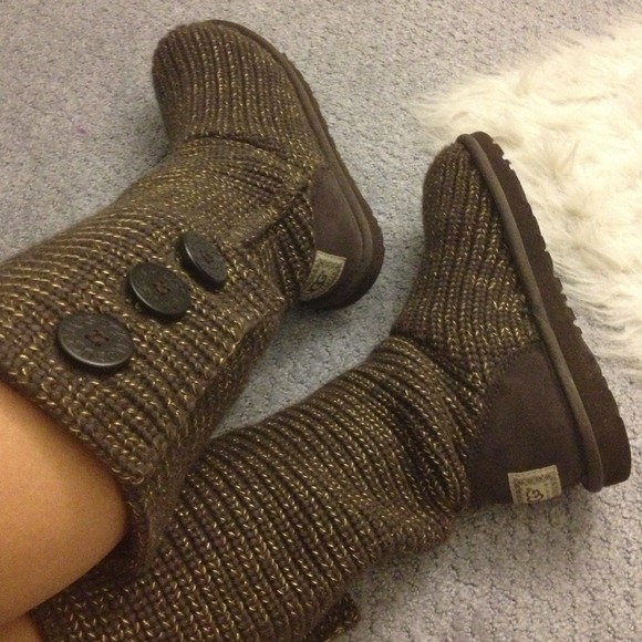 UGG Boots - Like new ugg cardy