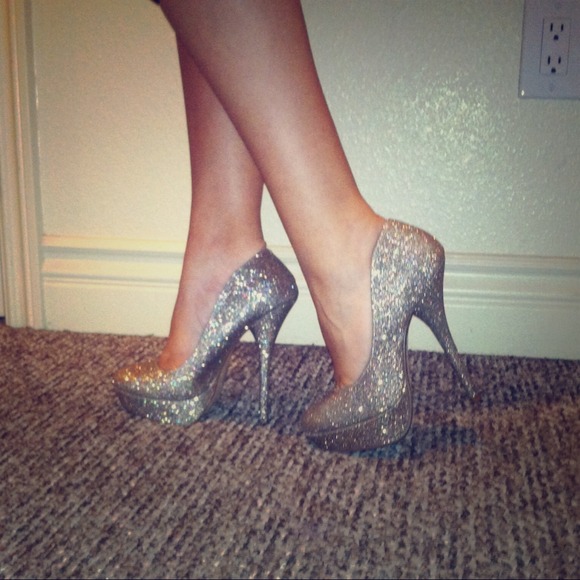 Gold & Silver Pumps
