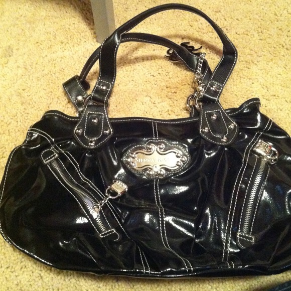 Black Sienna Ricchi Purse