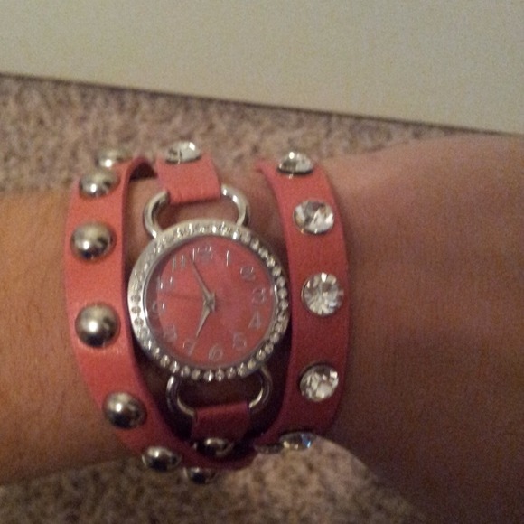 **TRADED** Pink rhinestone wrap watch