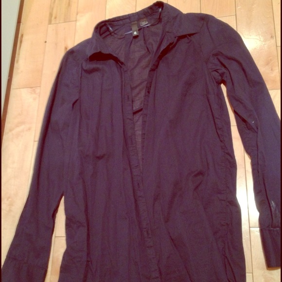 H&M Navy blue light weight button down