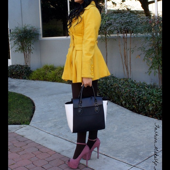 Coat - Picture 3 of 3