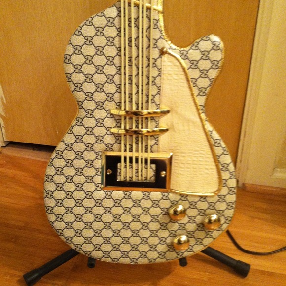 One of a kind (idrisdesigns ) art guitar