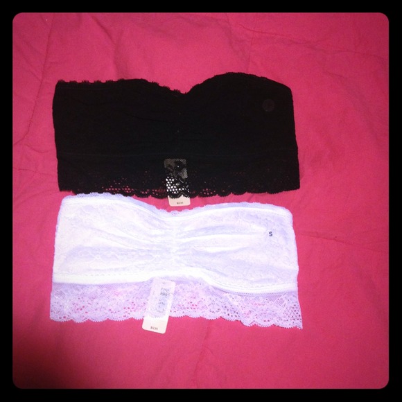 *Sold in bundle!!*Aerie bandeaus. NWT!