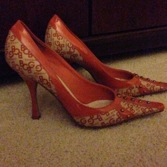 BCBG orange pumps
