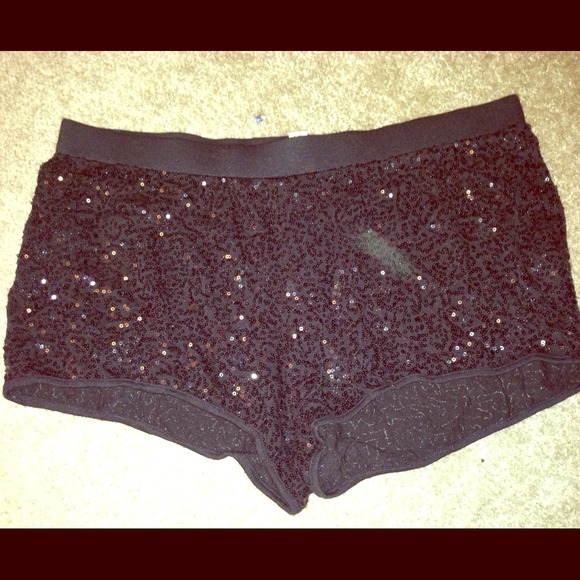 Sequined black shorts