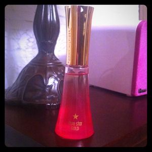 Tommy Hilfiger "true star gold" perfume