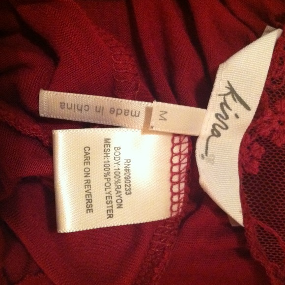 Red ruffle & mesh tank - Picture 4 of 4