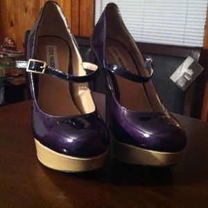 Steve Madden blue heels size 8.5