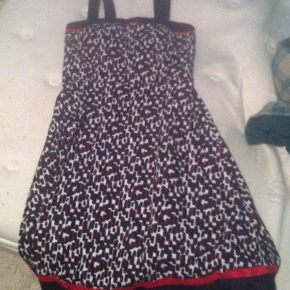Cute Black & Red Dress