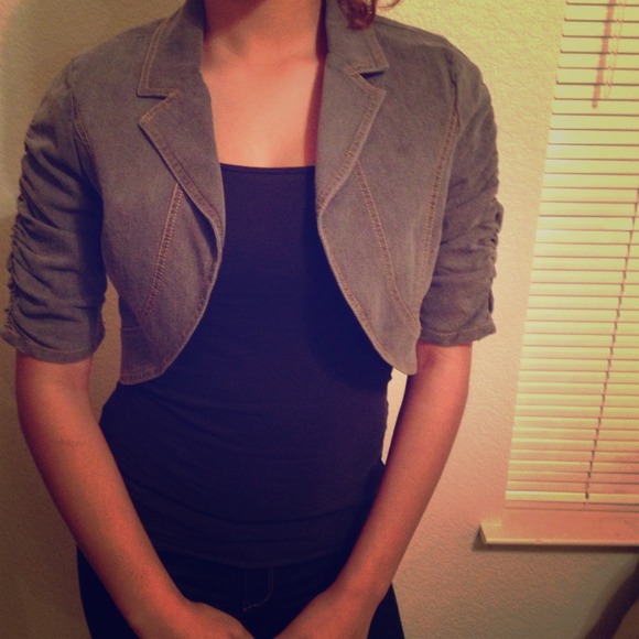 Trade hold @mako10 Grey denim jacket- Small