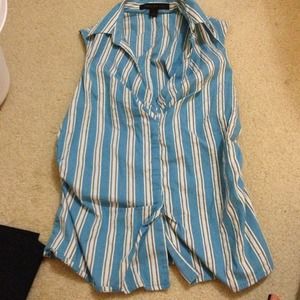 Express sleeveless button down.  Ultra flattering!