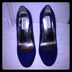 ****Reduced***** Steve Madden cobalt blue pumps