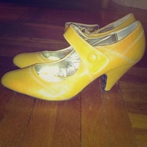 Mustard yellow -small heel Mary Janes