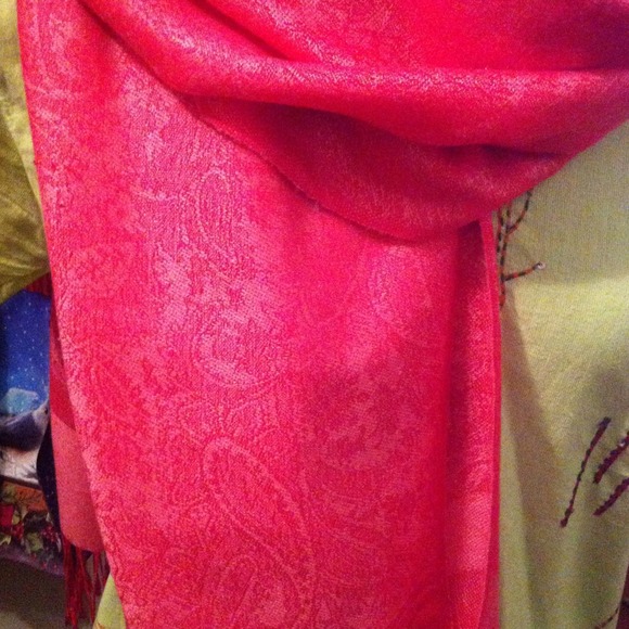 Pink Pashmina Scarf - Picture 2 of 2