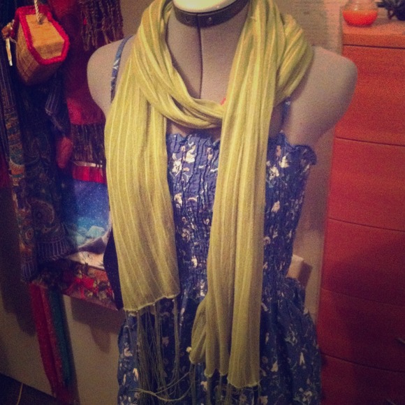 Shimmery Green Scarf