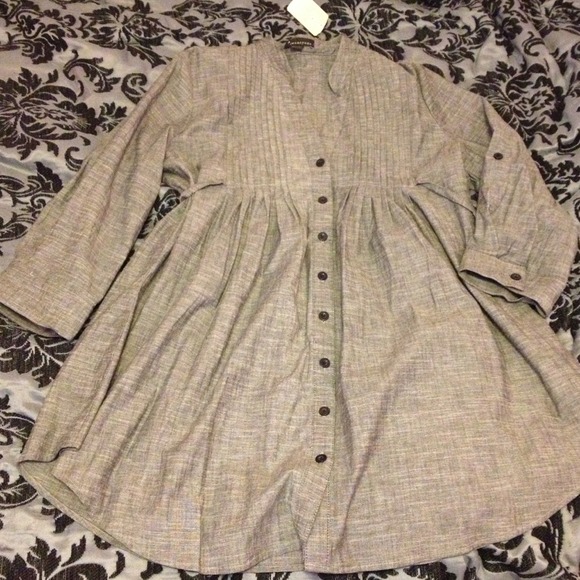 🎉SOLD🎉 Brand New! Black/Grey Denim Shirt Dress