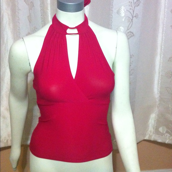 💥Sold💥Charlotte Russe Hot pink halter top