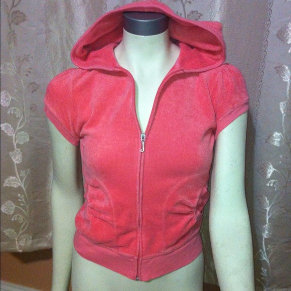 Juicy couture short sleeve sweat shirt