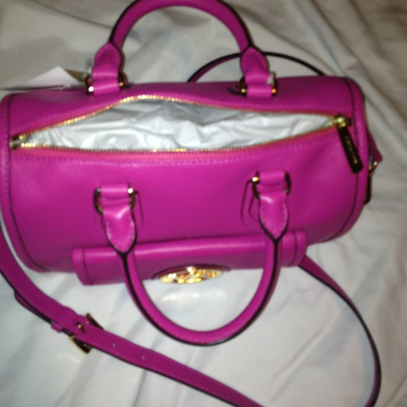 Michael Kors Margo 100% Authentic cheaper with PP - Picture 2 of 3