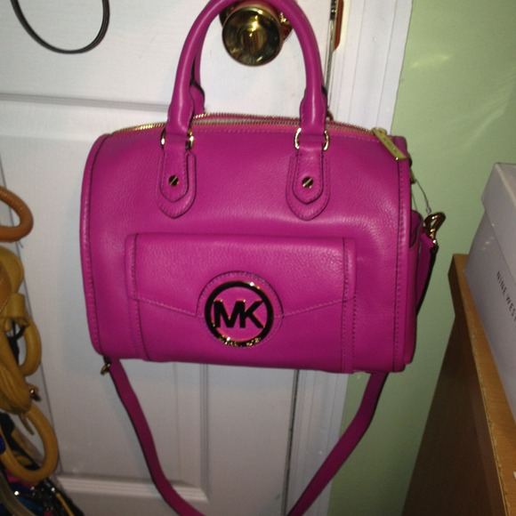 Michael Kors Margo 100% Authentic cheaper with PP - Picture 3 of 3