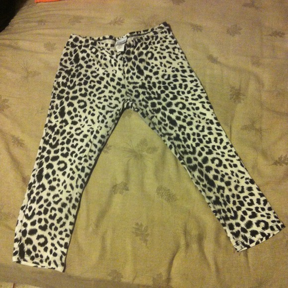 ✴️️️DONATED✴️Cheetah Leggings