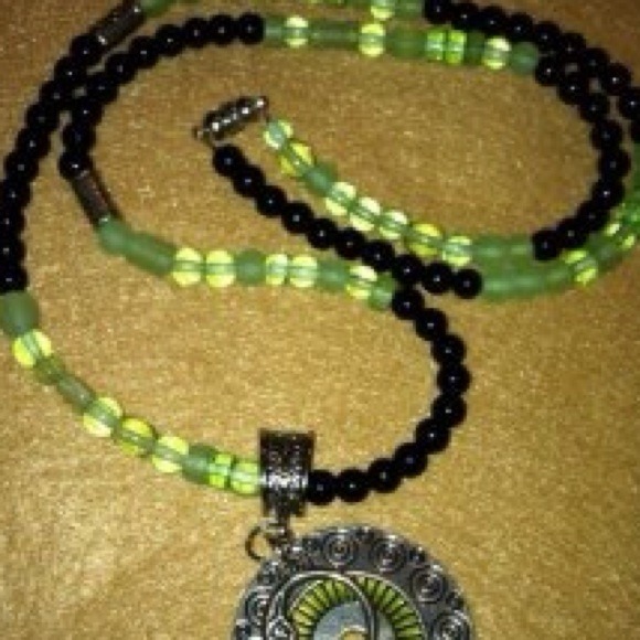Handmade jewelry - Picture 1 of 2