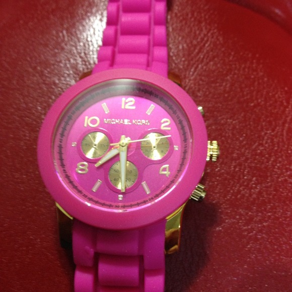 Mk watch