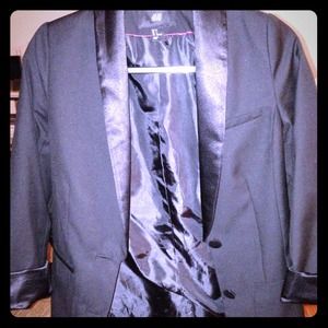 Hm tuxedo blazer w satin lining/lapel