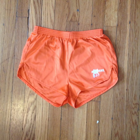 🌟Reduced!🌟 Hooters shorts!