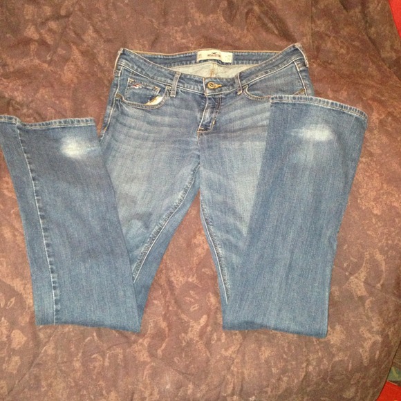 Hollister near NEW Jeans