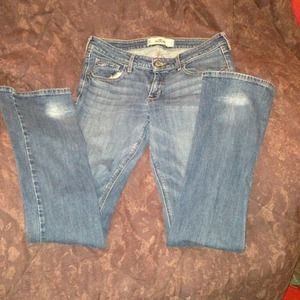 Hollister near NEW Jeans