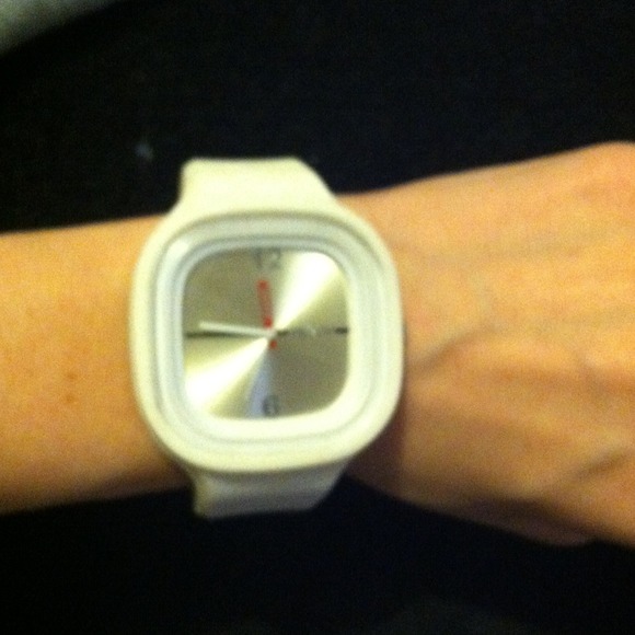 SS.com watch! - Picture 2 of 2