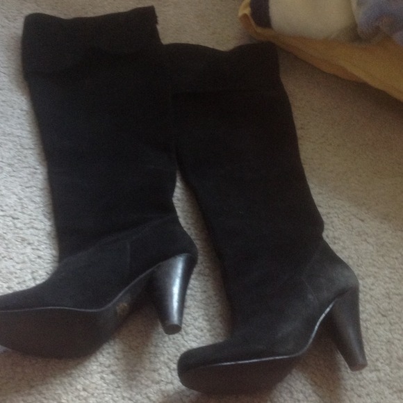 👢Comfy heeled boots 👢 - Picture 2 of 2