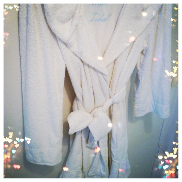 🚫 sold 🚫 betsey johnson bride robe