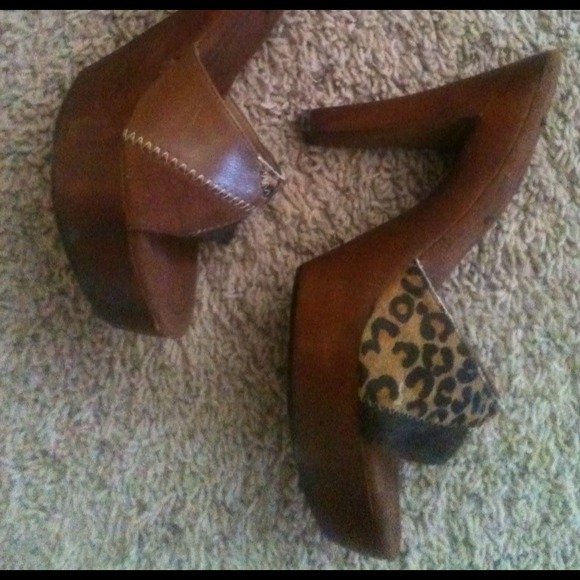 Leopard heels