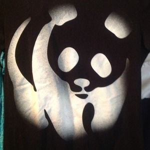 🚫Panda T shirt. traded🚫
